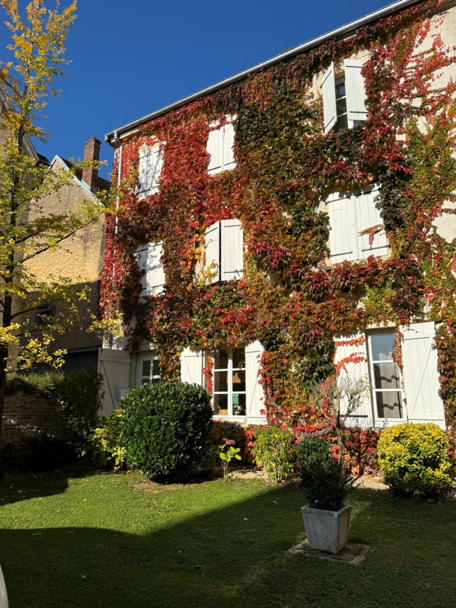 La Villa Bis Vesoul Luaran gambar